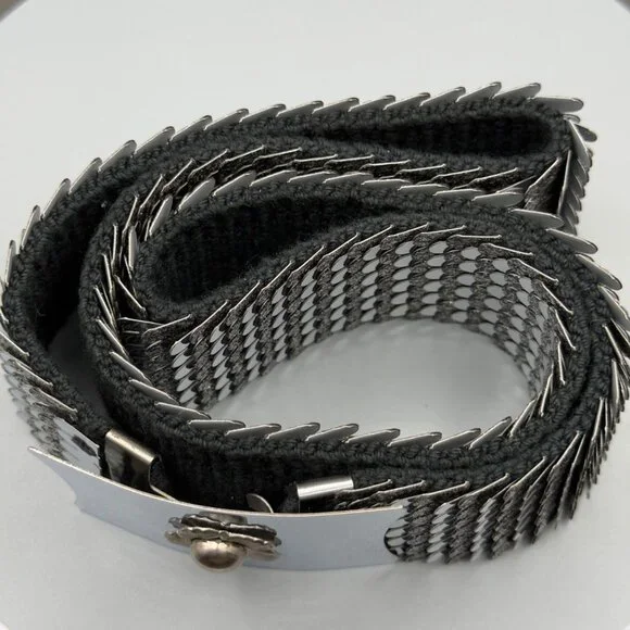 Vintage Women's Belt Small Medium Silver Fish Scale Metal Stretch Floral Buckle - Picture 3 of 15